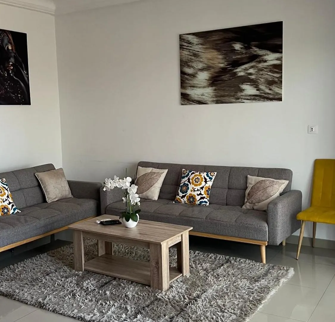 Studio Meuble Dakar 0*,  Senegal